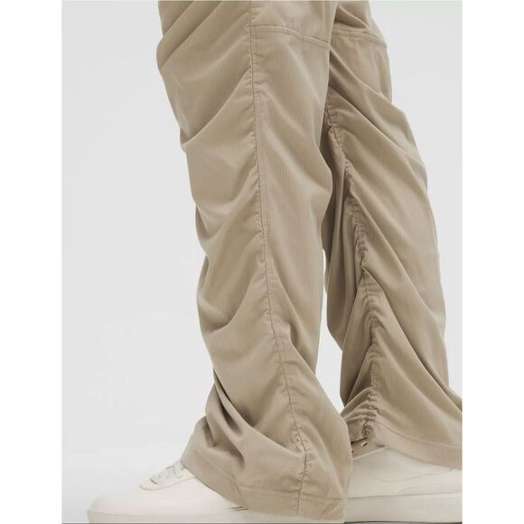 Lululemon Tan Dance Studio Slim Fit HR Flared Pants Size XS New - Picture 3 of 11